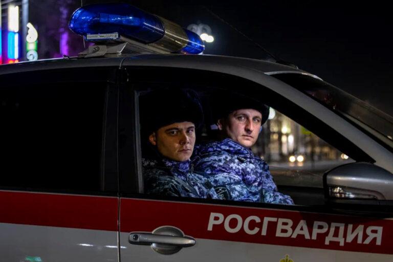 Пропавшего в Кургане пенсионера нашли в кафе Росгвардейцы