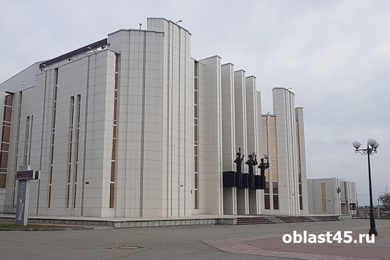Профессиональные музыканты подарят курганцам вечер живой музыки